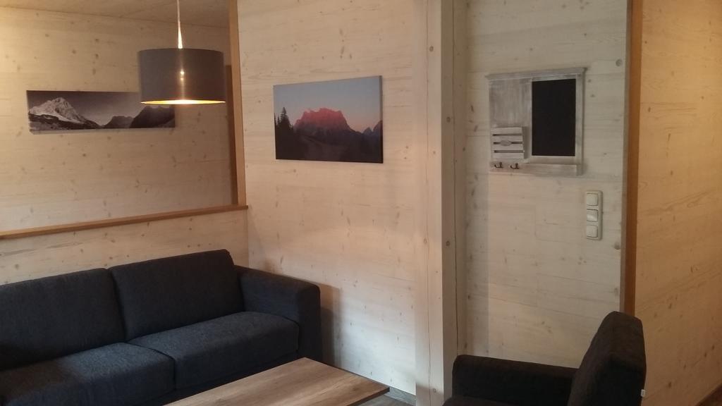 Appartements Alpenland Lermoos Chambre photo