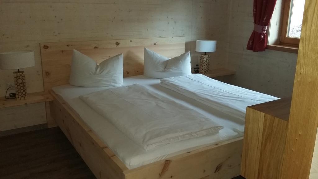 Appartements Alpenland Lermoos Chambre photo